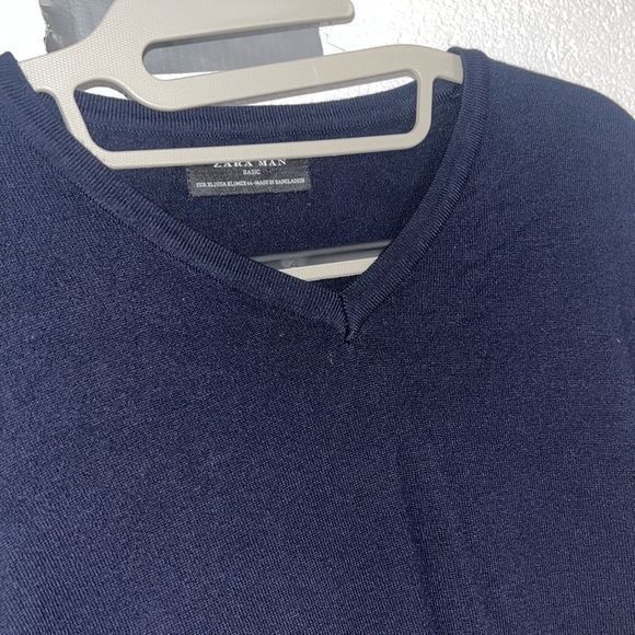 Zara Mens Sweater.‎ - Picture 2 of 5